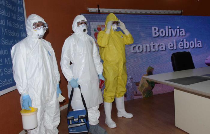 Médicos bolivianos contra el ébola