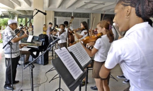 Enseñanza artìstica en la Escuela Nacional de Música.