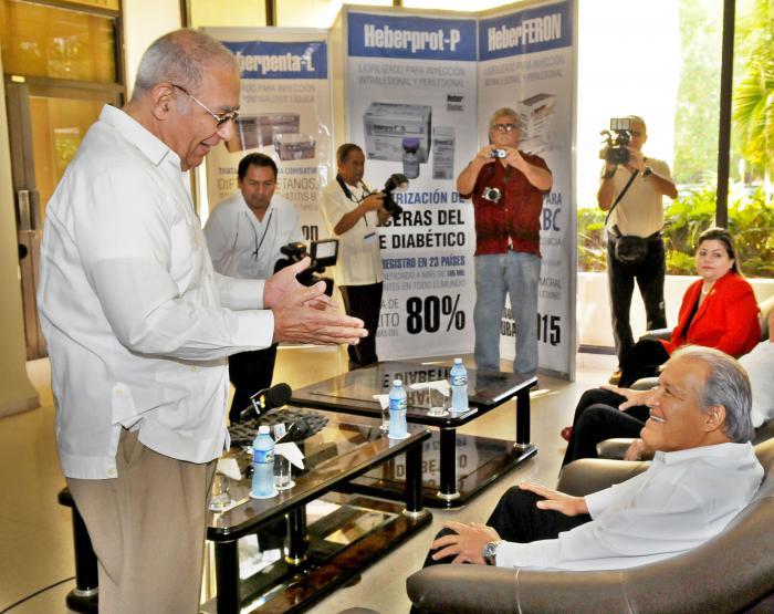 presidente salvadoreño