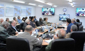 Video Conferencia en el Puesto de Mando para el plan de acción intensiva contra el Zika, lo presiden el General de Cuerpo Ejército, Leopoldo Cintra Frías, Ministro de las FAR, Roberto Morales Ojeda, Ministro de Salud Pública y Esteban Lazo Hernández, Pres