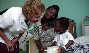 La ministra de Salud de la provincia de Limpopo, doctora Phophi Ramathuba, expresó el alto aprecio por la colaboración que presta Cuba en este campo en Sudáfrica