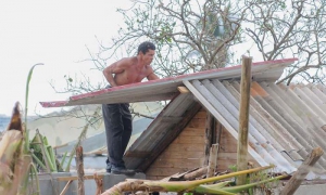 Tareas de recuperacìon en el Municipio Maisi tras el paso del Huracàn Matthew por la Provincia Guantànamo