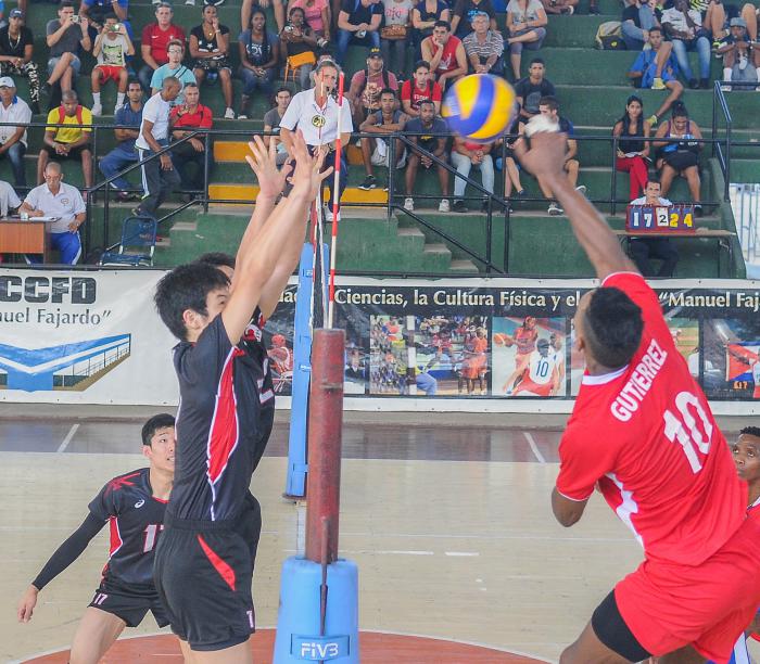 Sub 23 de Voleibol Cuba Japón, en la Mariposa de la Ciudad Deportiva