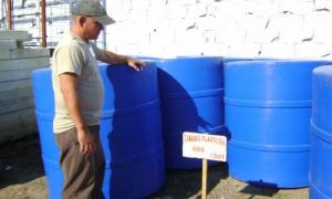 Tanques plasticos de agua
Dia de la Gastronomía y el Comercio