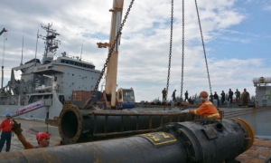Llegada de ayuda de Venezuela por el puerto de Moa, para la recuperación del huracán Matthew