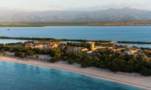 Vista de la playa Ancón, al sur de la ciudad de Trinidad.