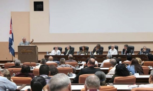 Congreso de la Unión Nacional de Juristas de Cuba. Presidió la inauguración del evento José Ramón Machado Ventura, Segundo Secretario del Comité Central del Partido Comunista de Cuba y vicepresidente de los Consejos de Estado y de Ministro. Conferencia ma