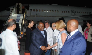 Rogelio Sierra Diaz viceministro de Relaciones Exteriores recibe al Excmo.Sr.Ali Bongo Ondimba, presidente de la República de Gabonesa