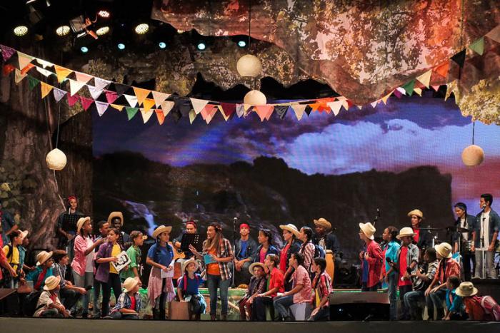 La Colmenita, en el aniversario 90 del natalicio de Abel Santamaría Cuadrado, en Encrucijada, Villa Clara.