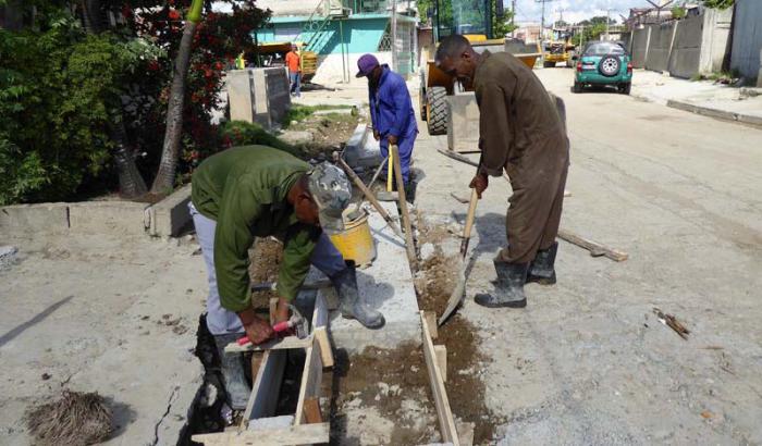 Iniciada en Bacardí, una rehabilitación general recibirán las calles de San Pedrito.