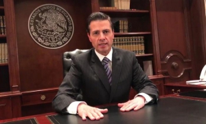 Presidente mexicano exige respeto tras mensajes de Trump.