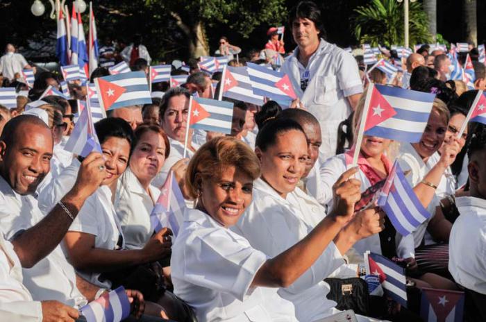 Acto por el 55 aniversario de la fundación de la Cooperación Médica Cubana por nuestro Comandante en Jefe, Fidel Castro Ruz; Presidido por Roberto Morales Ojeda, Miembro del Buró Político del PCC, Vicepresidente de los Consejos de Estado y Ministro de Salud Pública, el Dr. José Roamón Cabrera, Miembro del Secretariado del PCC, el Dr. Santiago Vadía Gonzales, Secretario General de los trabajadores de la salud; desarrollado en la Plaza América de la UCCM, Boyeros