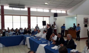 Desarrollan diálogo en Nicaragua en medio de ola de violencia