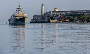 Entrada del Buque Arm Huasteco AMP-01 de la Secretaria de Marina-Armada de México al Puerto de la Bahía de La Habana