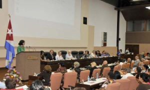 Congreso Internacional Ciencia y Educación,con las palabras de clausura de Silvia Navarro directora del Instituto Central de Ciencia Pedagogiico