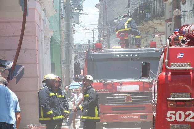 El incendio ocurrió en la planta telefónica de Santa Clara. Foto: cmhw.icrt.cu