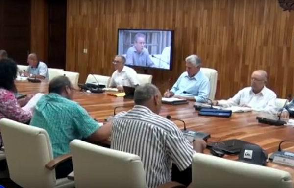 Analizó Díaz-Canel programas para el desarrollo del país.