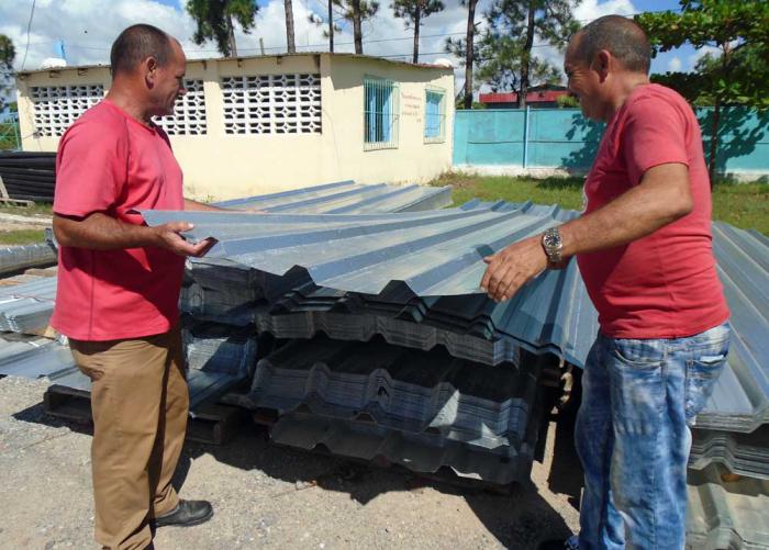 Recuperación de la vivienda en Pinar del Río. Foto del autor