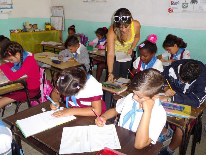 La Ministra reconoció que los educadores tienen un gran reto en la elevación de la calidad de la educación.  