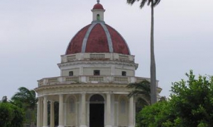 El cementerio San Carlos de Matanzas es el tercer camposanto en importancia del país. Foto: Archivo de Granma