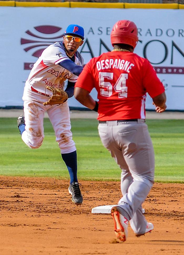 serie del Caribe 2019, Juego final entre los equipos Los Leñadores de Las Tunas de Cuba y Toros de herrera de Panamá, en el Estdio Rod Carew de Ciudad Panamá, gana las Serie el equipo de Panamá