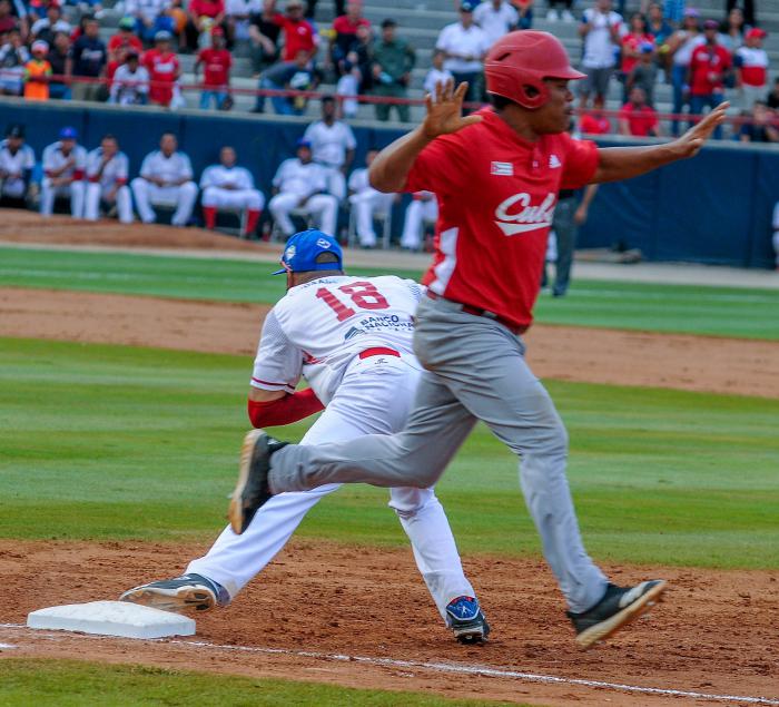 serie del Caribe 2019, Juego final entre los equipos Los Leñadores de Las Tunas de Cuba y Toros de herrera de Panamá, en el Estdio Rod Carew de Ciudad Panamá, gana las Serie el equipo de Panamá
