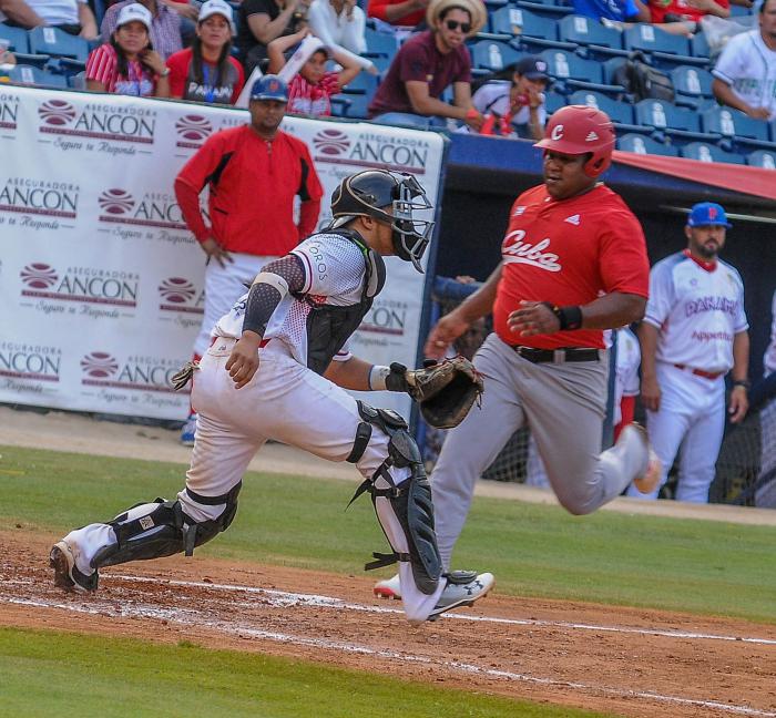 serie del Caribe 2019, Juego final entre los equipos Los Leñadores de Las Tunas de Cuba y Toros de herrera de Panamá, en el Estdio Rod Carew de Ciudad Panamá, gana las Serie el equipo de Panamá