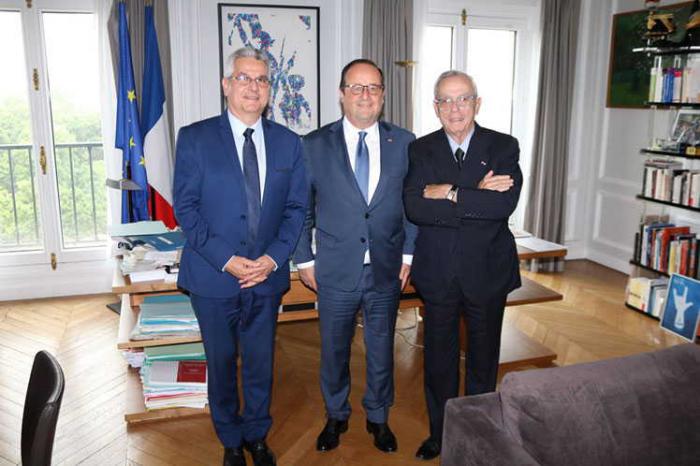 EXPRESIDENTE DE FRANCIA FRANÇOIS HOLLANDE RECIBIÓ A EUSEBIO LEAL.