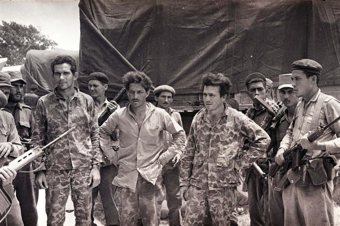 Mercenarios capturados en Playa Giron.
Playa Giron.
Sobre No.23