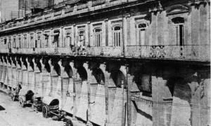 Un ángulo de la famosa Plaza del Vapor en La Habana