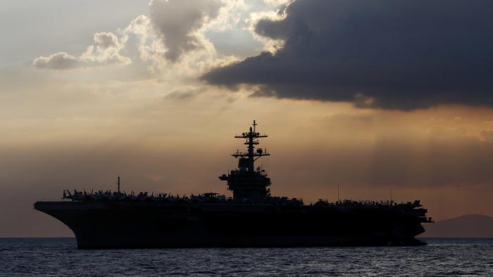 El portaaviones USS Theodore Roosevelt atracado en Manila, Filipinas, el 13 de abril de 2018.