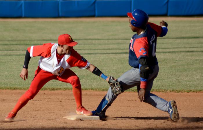 Beisbol Serie 59 Play Off Final MTZ vs CMG Juego 3-gana mtz 6 x 1 Yoanis Yera