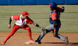 Beisbol Serie 59 Play Off Final MTZ vs CMG Juego 3-gana mtz 6 x 1 Yoanis Yera