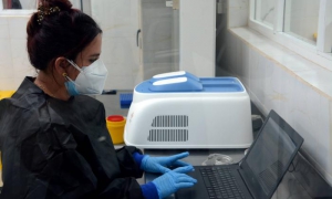 El incremento del número de muestras procesadas es parte de la estabilidad en el funcionamiento del recién estrenado laboratorio de biología molecular de Morón