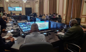 Esteban Lazo Hernández, presidente de la Asamblea Nacional del Poder Popular, señaló que, con los dos proyectos de leyes analizados, se concluye el proceso de institucionalización del Estado establecido en la nueva Constitución de la República.