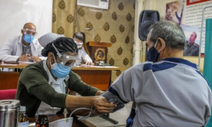 Segunda prueba de la segunda fase del ensayo clínico de la Vacuna Soberana 2, en el policlínico 19 de Abril