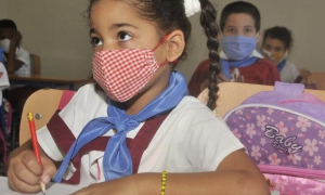 Proteccion contra el coronavirus,Escuela Primaria Patricio Lumumba final de curso.