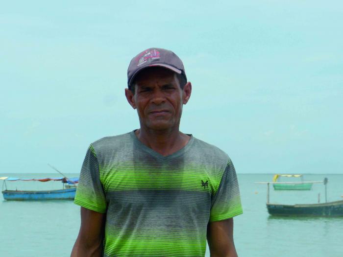 El hombre de la chalupa