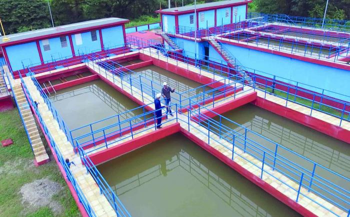 Ampliar el acceso al agua, incluso en la difícil situación