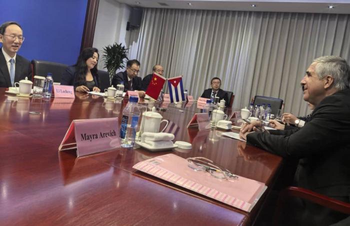 Cuba y China refuerzan alianza tecnológica bilateral