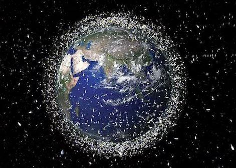 Orbitan la Tierra enormes cantidades de basura espacial; SEAP desarrollará programa de actividades por centenario de Fidel; Células sintéticas para administrar fármacos directamente