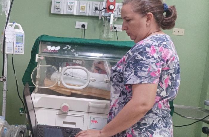 Funciona moderno ultrasonido para diagnóstico de afecciones perinatales