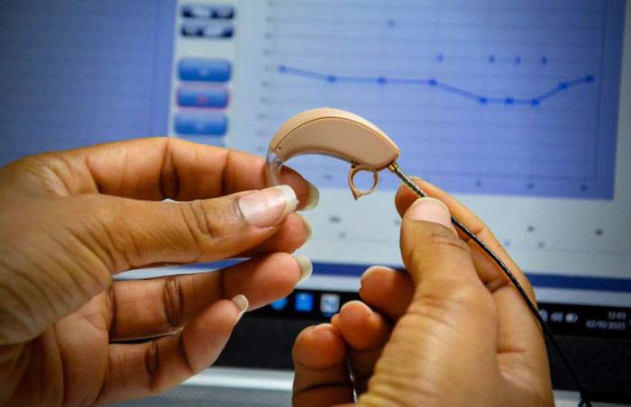 Favorecen en Holguín calidad de vida de pacientes con hipoacusia