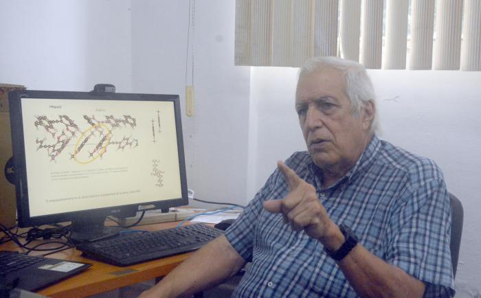 «Aferrado» a la docencia y a la investigación