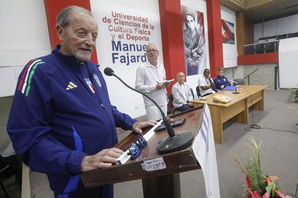 Renzo Ulivieri y el fútbol cubano: «será porque te amo»