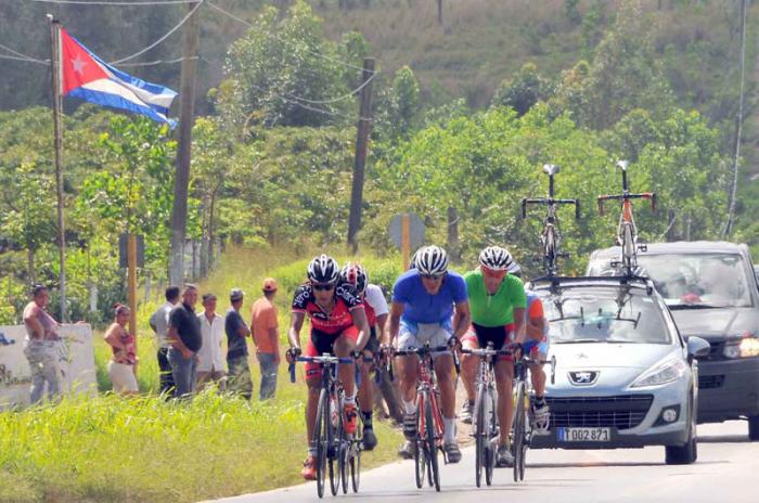 clásico ciclístico Camagüey-La Habana. / 