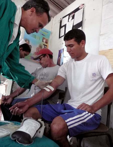 Eduardo y Alfredo, dos generaciones que significan continuidad en la tradición ejemplar de Tres Macíos. / 