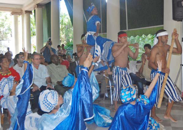 LA ACTIVIDAD EN EL ICAP CONCLUYÓ CON UN BAILE TRADICIONAL CARIBEÑO. 
