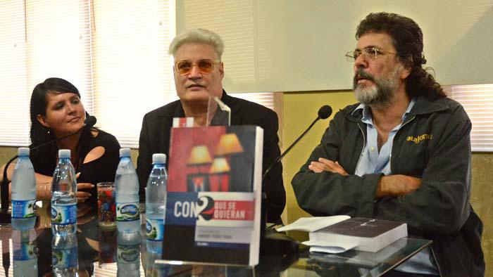 Amaury Pérez agradeció a la Editora Abril por el esfuerzo realizado para hacer
realidad la entrega. / Foto: 