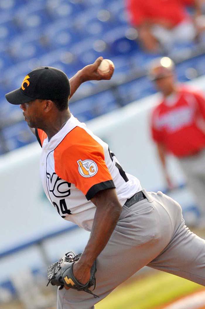 Odelín rompió el hechizo de 2 años sin un juego completo en la Serie del Caribe.